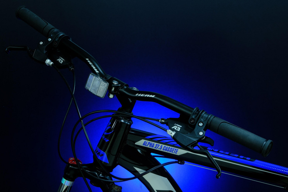 HEAM ALPHA 27,5 Cassete Чёрный/Синий глянец рама 21 (на рост 183-190)