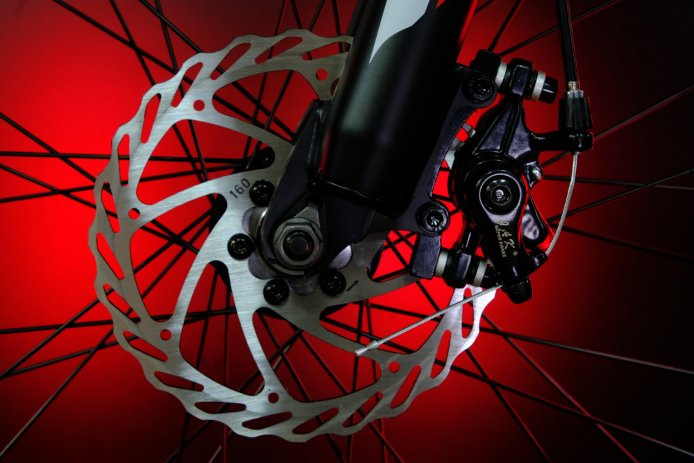 LORAK SHARK 26 BLACK Матовый Чёрный/Красный